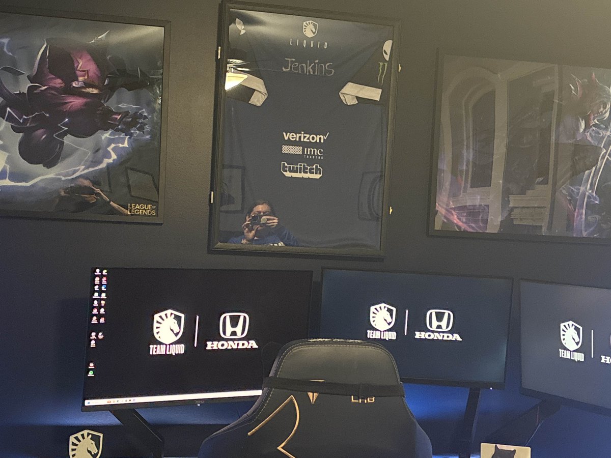 Hey <a href="/TeamLiquidLoL/">Team Liquid LoL</a> one of my students, Mark (<a href="/MWillia18099400/">JC211</a>), is a Team Liquid superfan! #TLWIN