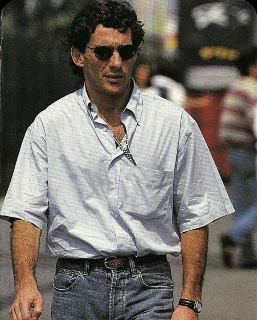 owroot's tweet image. 75% of old photos going hard is just a guy being clean shaven and reasonably fit wearing loose clothes in a nonchalant way.