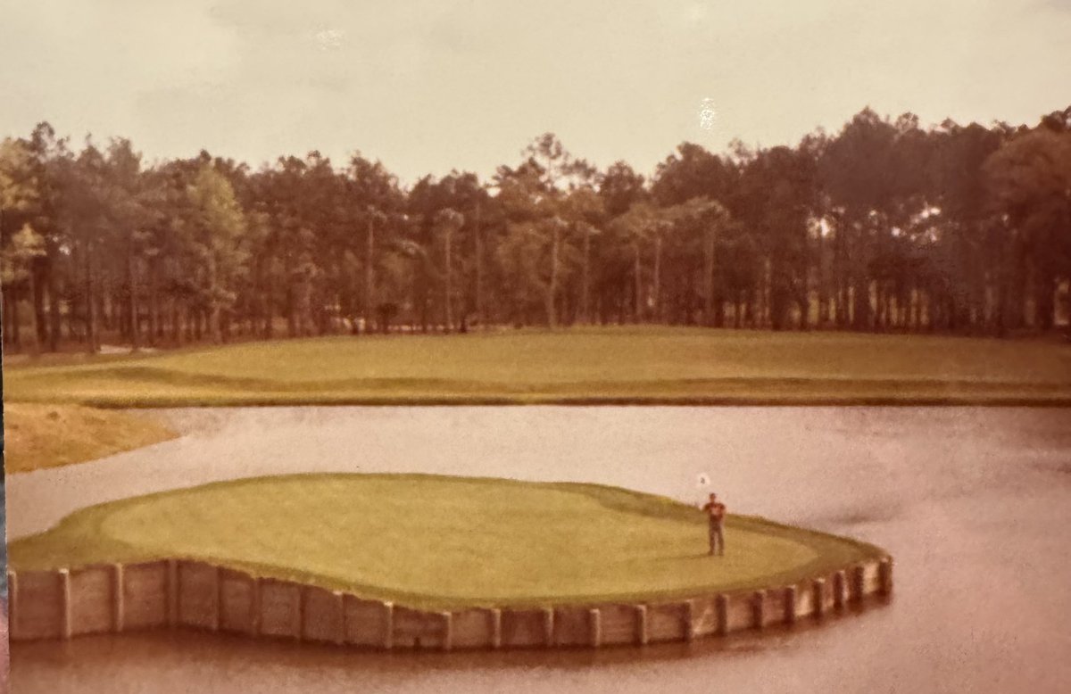 levelfours's tweet photo. In March 1982, high school senior, spring break trip to Daytona, interrupted/cut short by trip to TPC, week before tournament, had sent a note to Alice Dye asking if she could facilitate visit, here’s her response, Mrs. Pete Dye, WOW!@RichLernerGC @GolfChannel @chambleebrandel https://t.co/zxMJCCaHz1