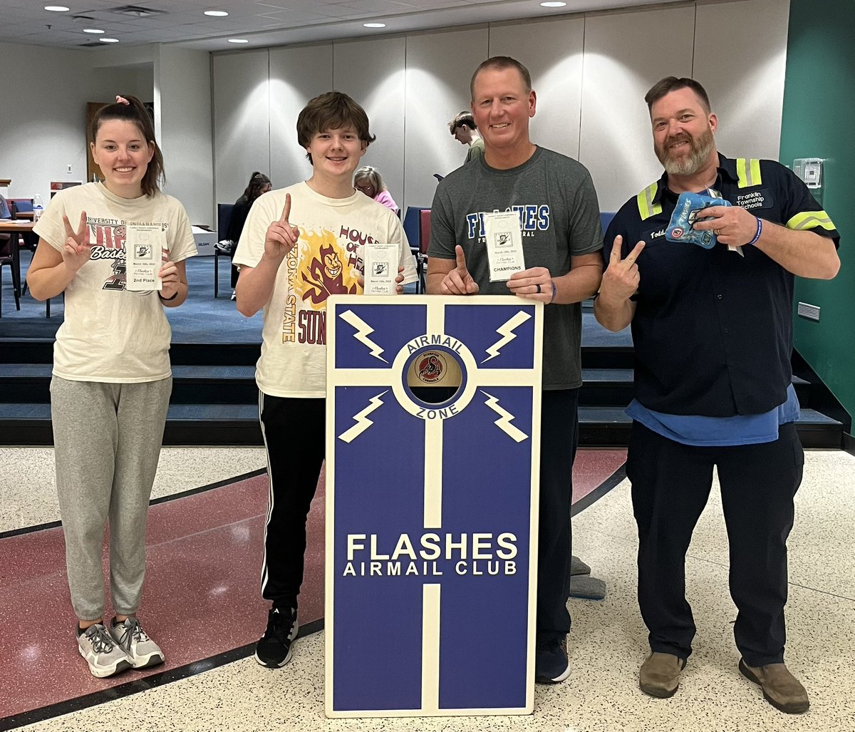 Flashes Airmail Club tweet media