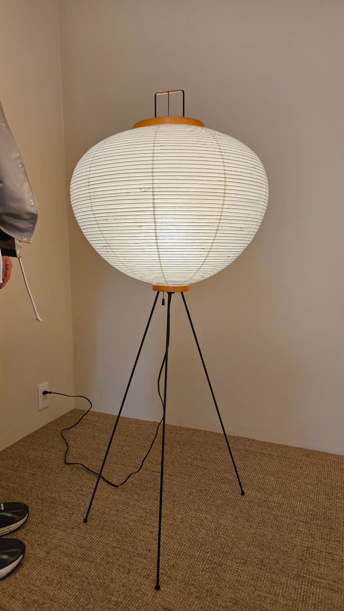 GoroSenchou's tweet photo. lampu baru https://t.co/g2OyPxRkAC