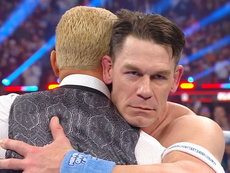 👀👀👀

#WWERaw