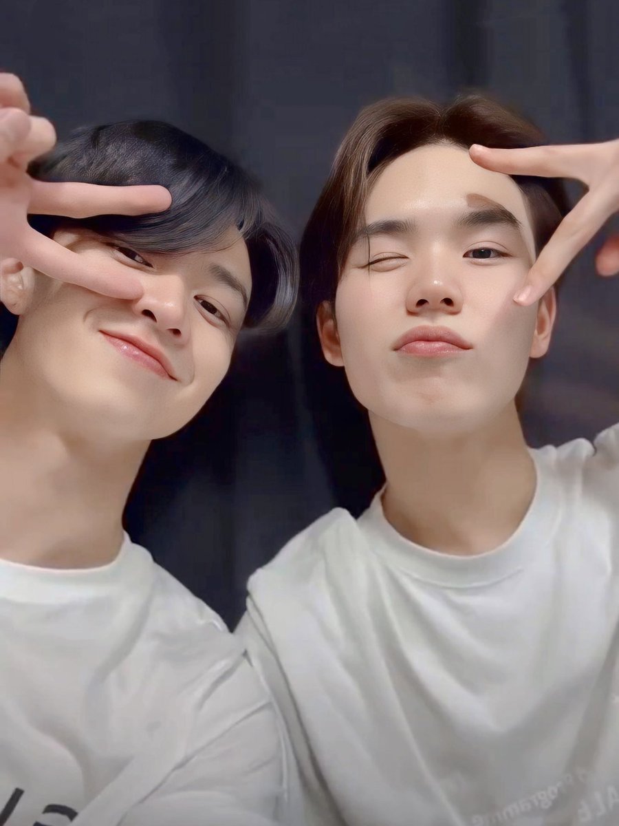 เกิดอะไรขึ้นคะ เพชรถามว่าเกิดอะไรขึ้นคะ 🥹

#Meennicha8 #PingKrittanun #Area86