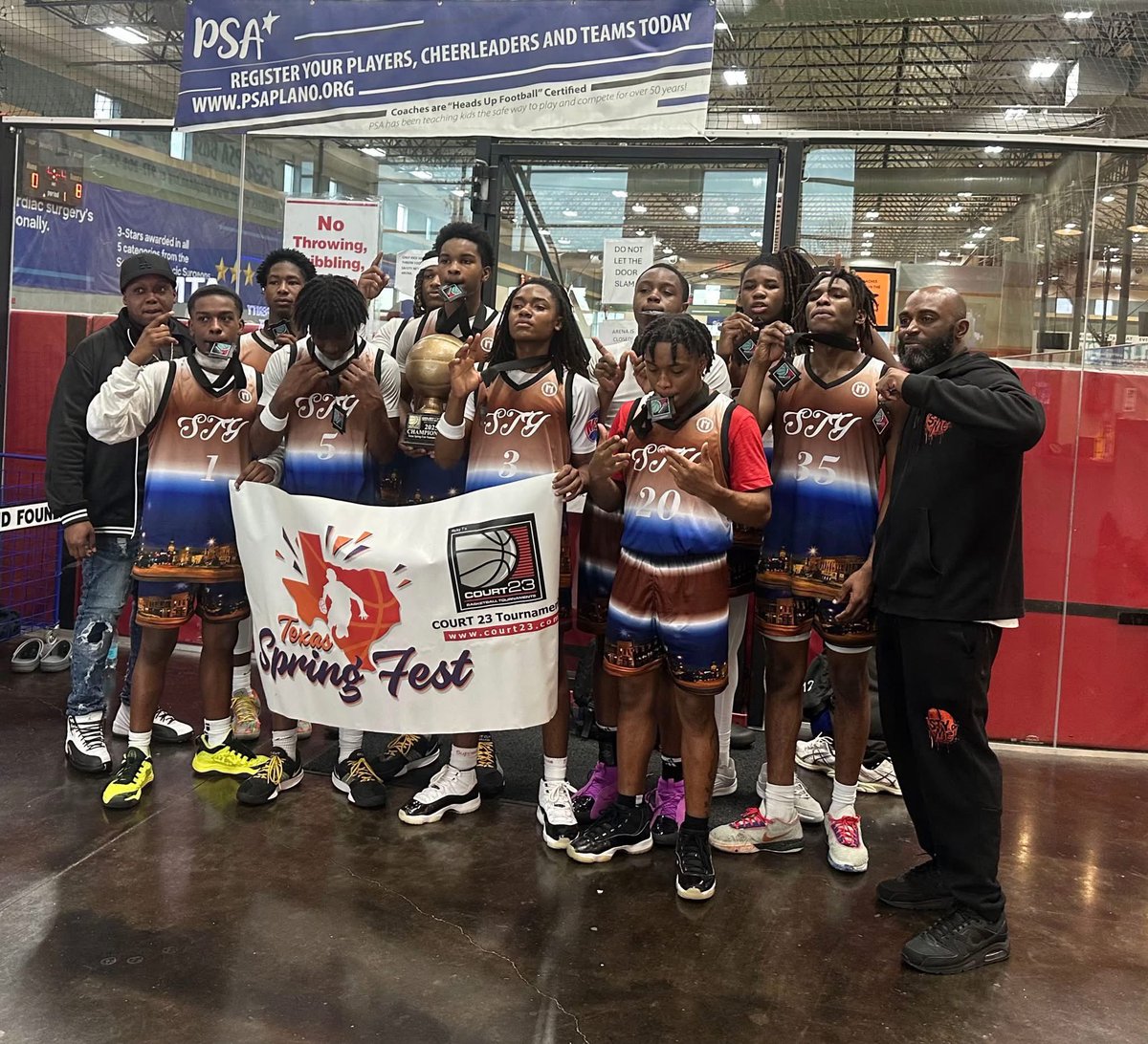 wanna take the time out to thanks <a href="/23_tournaments/">COURT 23 Tournaments</a> for letting me and my team <a href="/styouth1022/">Donel Briggs</a> come and perform  we went and handle business ✅