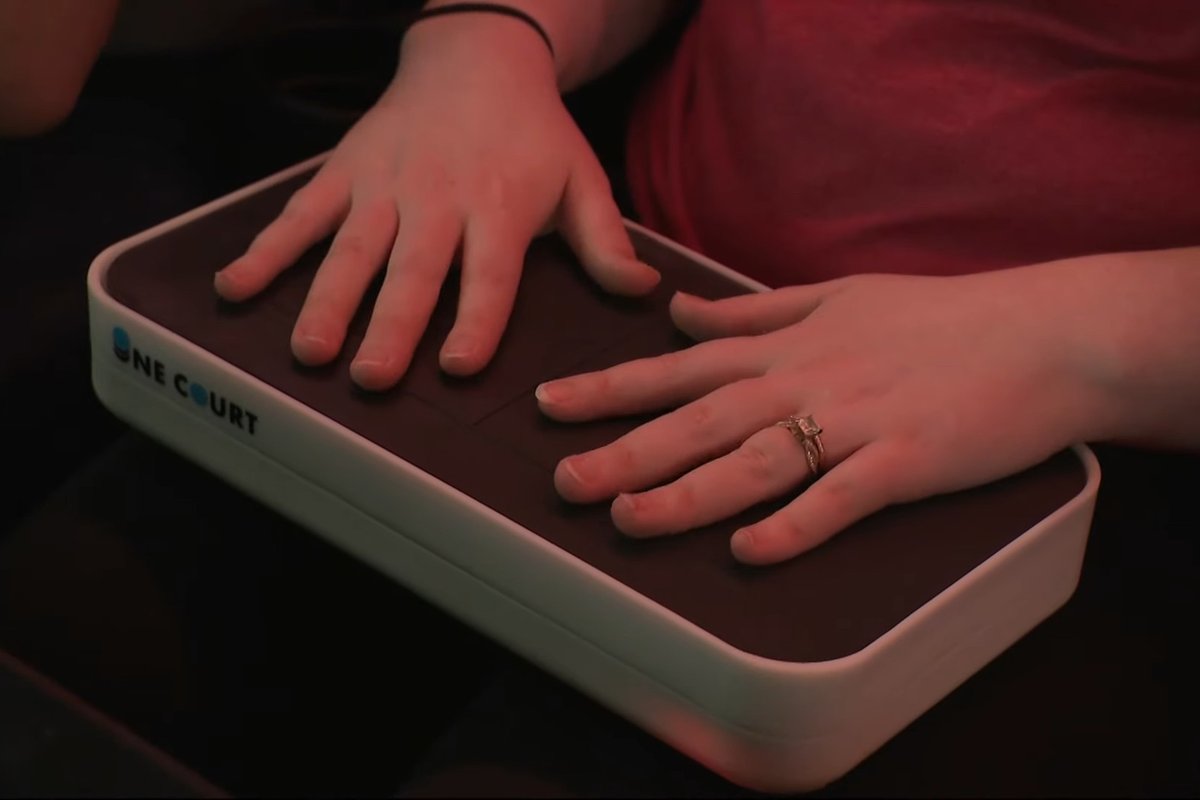 MagBallWatches's tweet image. Sports are becoming more accessible! ⚽🏀 OneCourt's haptic displays use vibrations to let visually impaired fans "feel" live game action. Excited for the future of inclusive sports? 🤔 #AccessibleSports #InclusionTech
Source: bit.ly/4ijPeR7