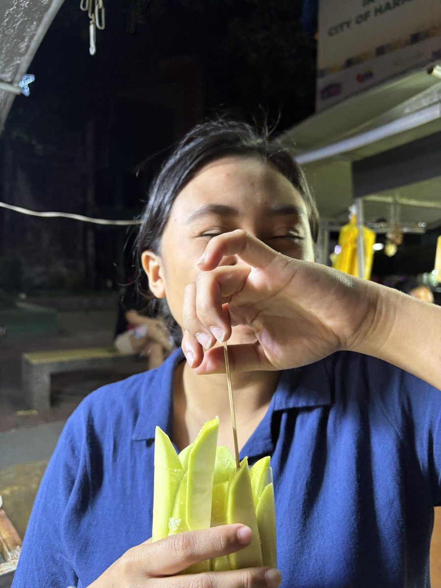 I love youu my babyy na dugay kaayo mahuman ug ampo. nakatindog nalang tanan siya wala pa