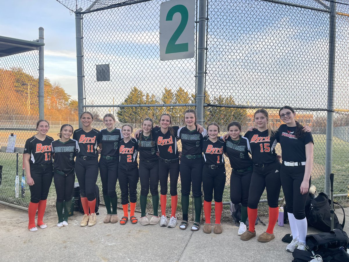 When we started the Virginia Phoenix 5 years ago, NEVER did I dream it would be what it is today!  Over 100 athletes strong! Always enjoy seeing all the ❤️🖤at the school ball fields representing their communities and getting amazing pics like this!  #PhoenixProud
