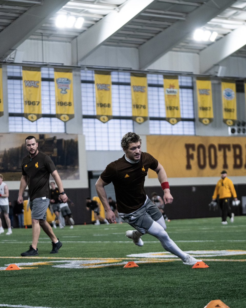 Wyoming Cowboy Football tweet media