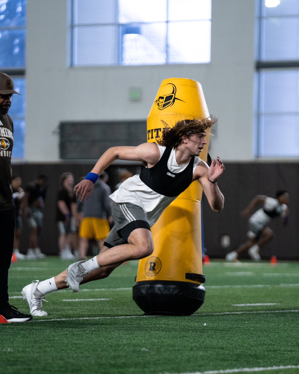 Wyoming Cowboy Football tweet media