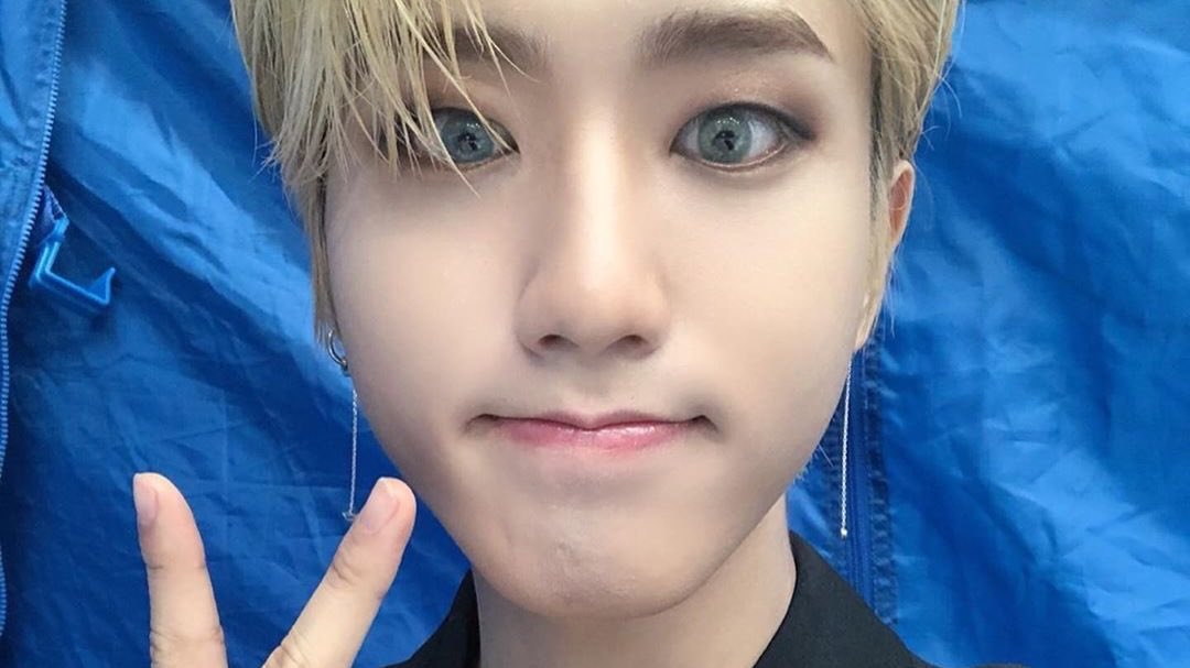 dark__wave's tweet image. 𝚜uper disociando ando que no les conté sobre #𝕤hïn𝐢g𝕒𝚖i۶ৎ𝐭unǝ𝕤 ! que se robó mi 𝑐orazón desde le p𝑙ay ☆ asi que acá me tienen al 100 disfrutando de este regalo que es el #𝚖𝐢𝕤a·新たʼ𝕒𝐥bu𝚖 🪺°▪︎ confíen en mi 𝑝alabra de 𝚜abio.

𝚟i𝑐i𖦹𝕦s -- 𝚋a𝚗𝑟i