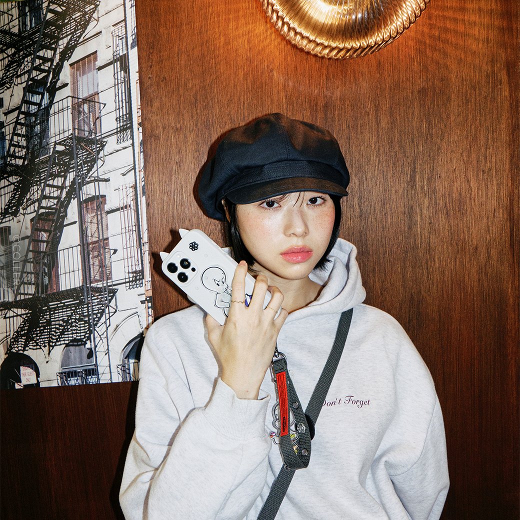 JP_LINEFRIENDS's tweet image. 💙COLLER X UNIVERSAL💙

ユニバーサルの9つの象徴的なキャラクターと
コレの独創性が生み出す新しい出会い。

クラシックとトレンドの絶妙なバランスを楽しもう🎶

🔻今すぐオンラインストアへ
lin.ee/tH9FTDI/hntj

📍渋谷ストアでも発売中！

#COLLER #コレ