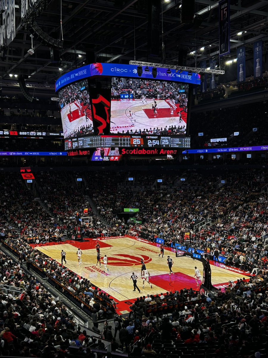GoldieOnSports's tweet photo. are you a basketball sicko if you haven't watched two raptors vs wizards games in three days? i sure have https://t.co/idcXLqlLIJ