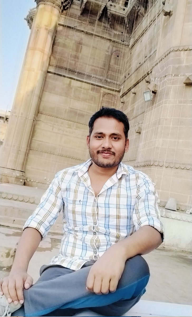 राजीव सिंह पार्थ tweet media