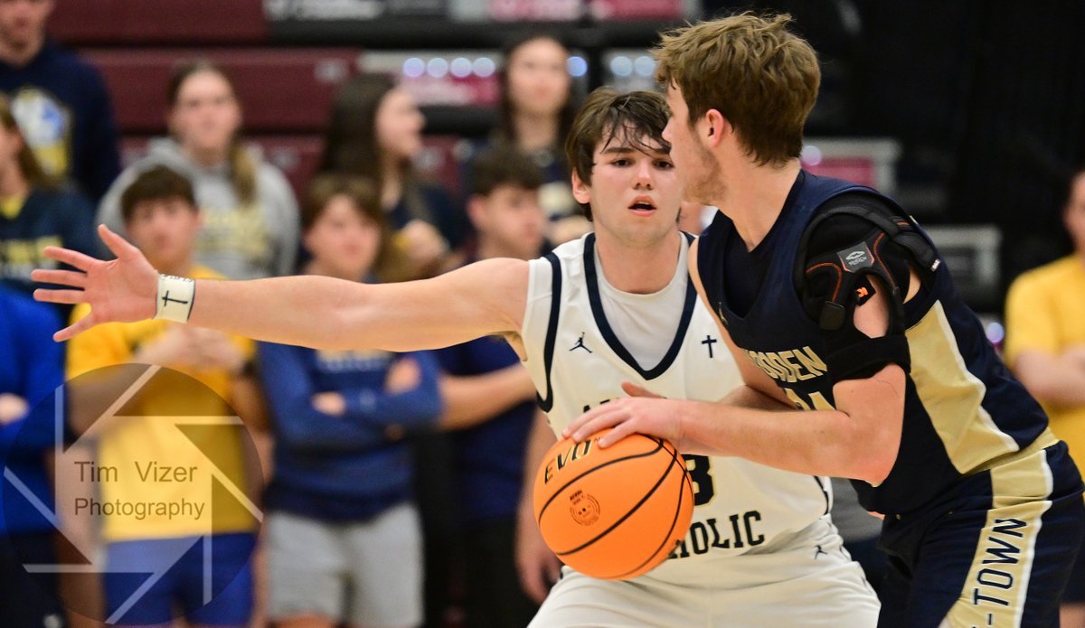 TimVizerPhoto's tweet photo. Althoff beat Teutopolis 48-37 at the SIU-Carbondale Banterra Center in the  Class 2A super-sectional game and advances to the state tournament. Read a  Bucky Dent @writingump story &amp; see more photos at  https://t.co/72khsbhCi3 @STLhssports https://t.co/vMv4fEtwqC #basketball https://t.co/mZ0A3FxqXf