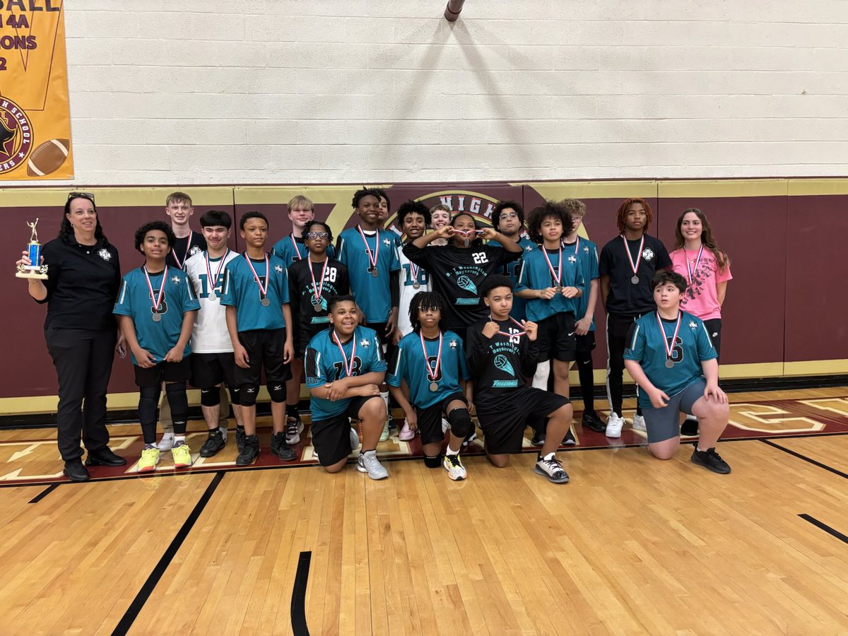 Congrats BTW Boys Volleyball on their runner up finish in 3 sets. Great effort!
#nnpsproud