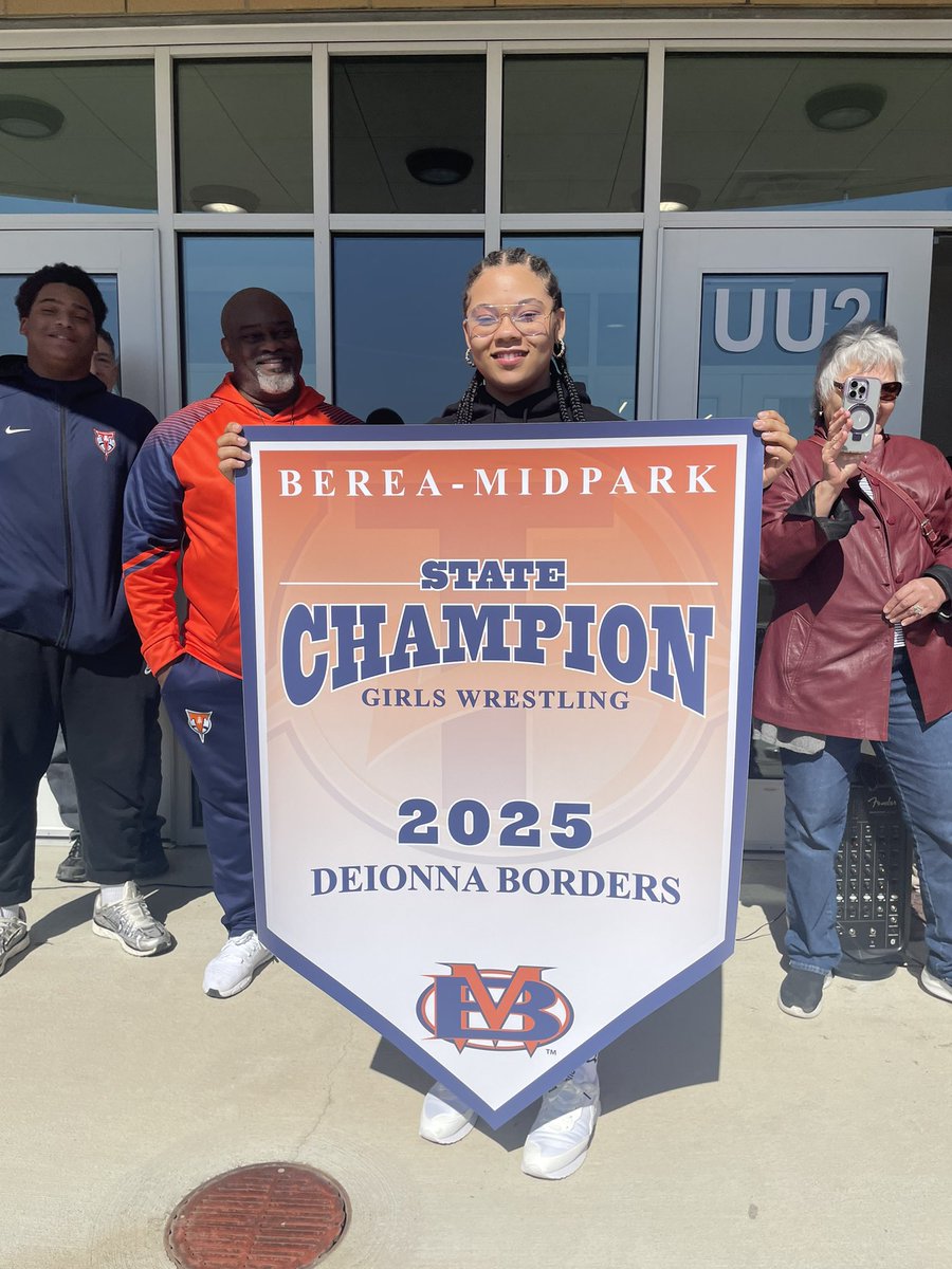 Berea-Midpark Titans tweet media