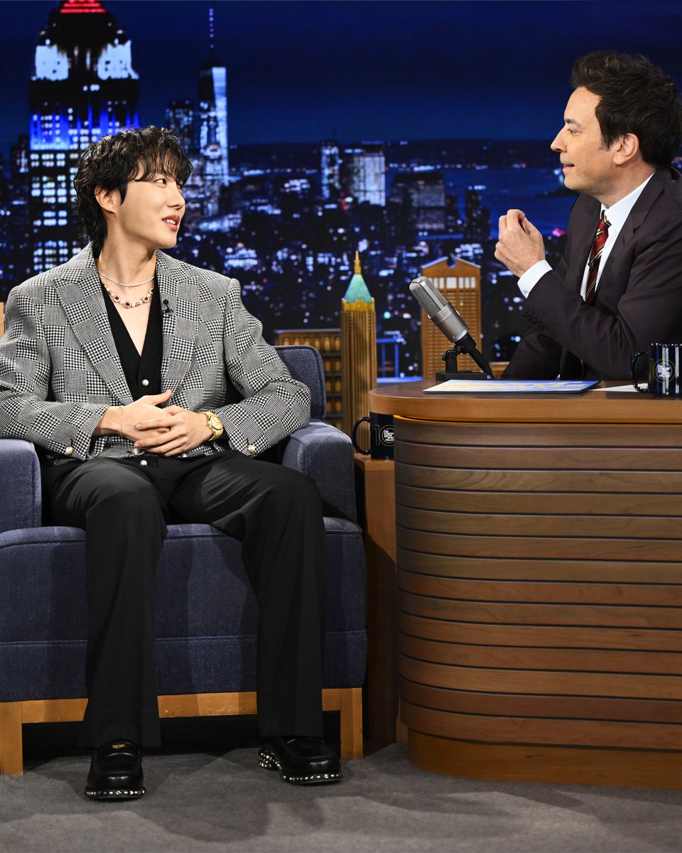 The Tonight Show tweet media