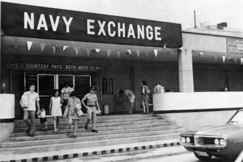 NavalInstitute's tweet photo. Today is International Wig Day. During the Vietnam War, the Navy Exchange on many bases reported a boom in wig sales. Sailors were buying longer-styled wigs to better fit in with the general public when they were off duty, and their sons with trendy long hair were buying short wigs in order to get jobs at establishments that refused to hire “hippie-types."
#InternationalWigDay
