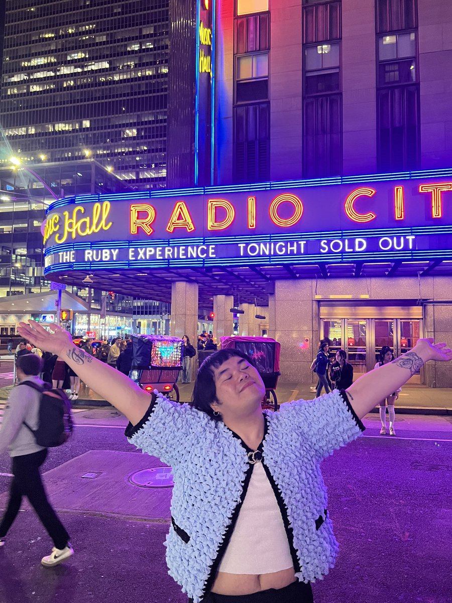 RRivo's tweet image. Life was worth living tonight #Jennie #RubyExperience