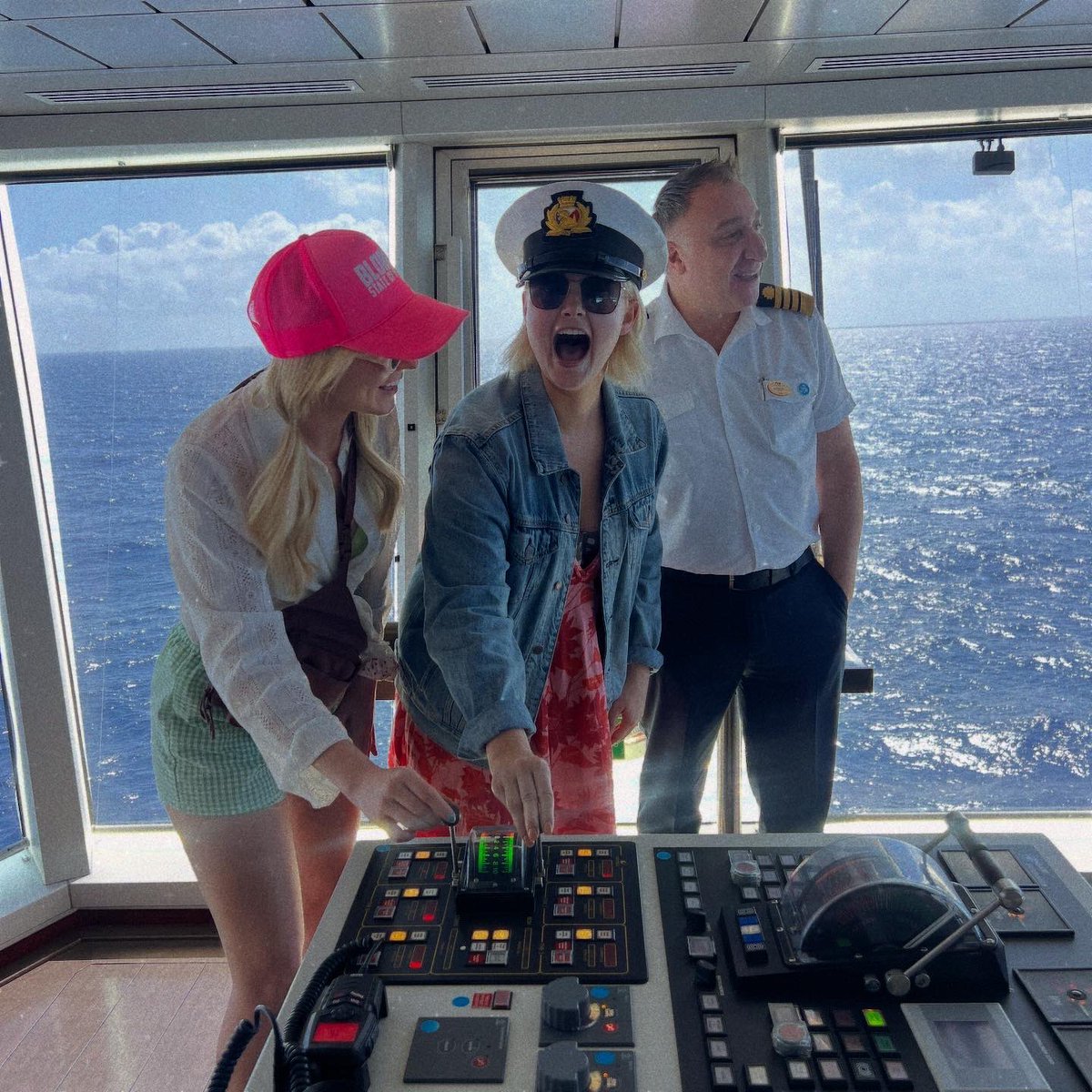 tigirlily's tweet photo. We could truly see forever from hereβ¦ ππ€ Big thanks to @princesscruises + the @acmawards for having us out at sea this past week! π₯°ππ #onaboat #cruising https://t.co/9PW8kgdK1d
