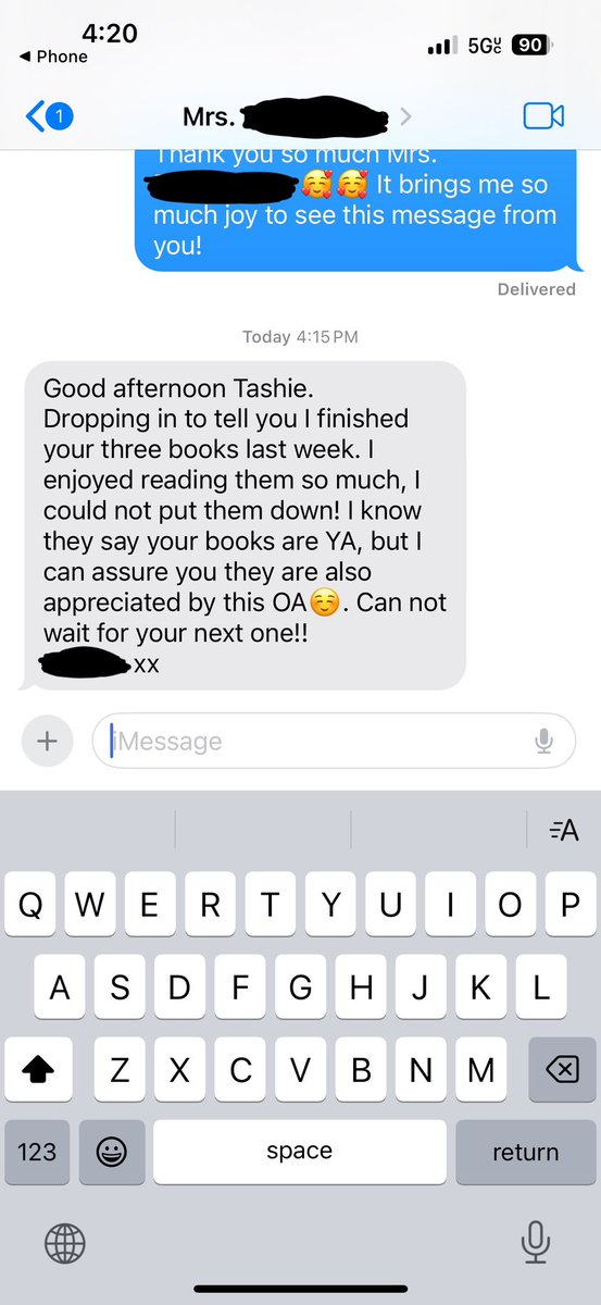 one of my best friends’ mothers always reads my books and sends me the sweetest texts afterward and it always brings me so much serotonin 🥹