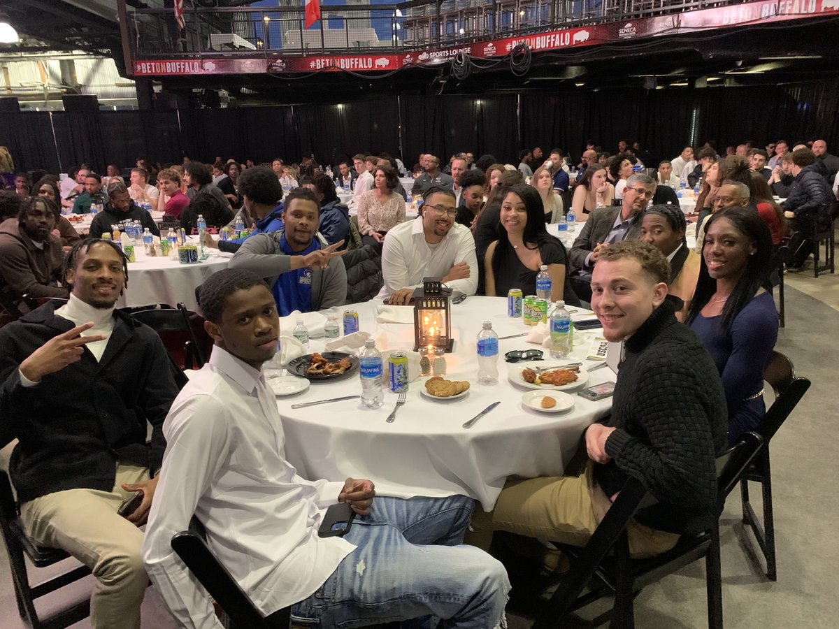 Great day together with the Men’s &amp; Women’s 🏀 programs at B&amp;S College - Buffalo Bobcats…with the Three point shooting and Dunk Contest; culminating with the USCAA TOURNAMENT Banquet this evening at Buffalo RiverWorks!! ⁦<a href="/J_Snyder613/">Johnathan Snyder</a>⁩ ⁦<a href="/USCAA/">USCAA</a>⁩ ⁦<a href="/WNYAthletics/">WNY Athletics</a>⁩