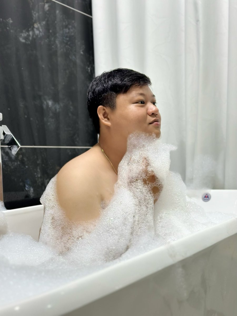 Tắm chung honggggg