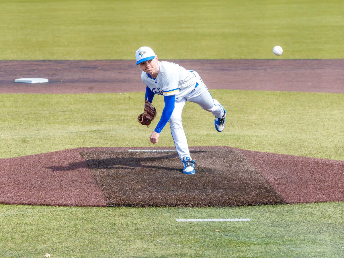 CSWBaseball's tweet image. Co-Pitchers of the Week
Nate Boen 
Kansas Christian 
Boen tossed eight innings in a win over Randall allowing two runs, one earned, on 8 hits with 5 K’s and 3 BB.

Cole Edwards 
Ecclesia 
Edwards went a complete game 7 innings allowing 0 earned runs on 1 Hit,  6 K’s, and 2 BB.