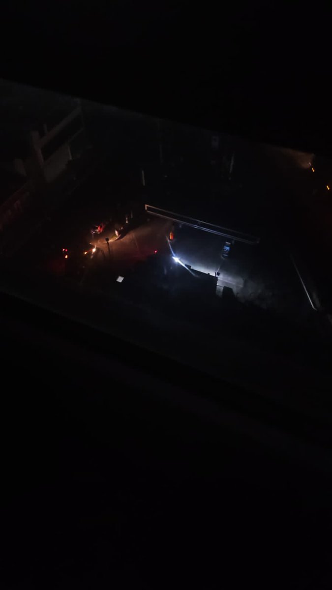 Nuevamente corte de luz centro #Iquique
<a href="/CGE_Clientes/">CGE Clientes</a>