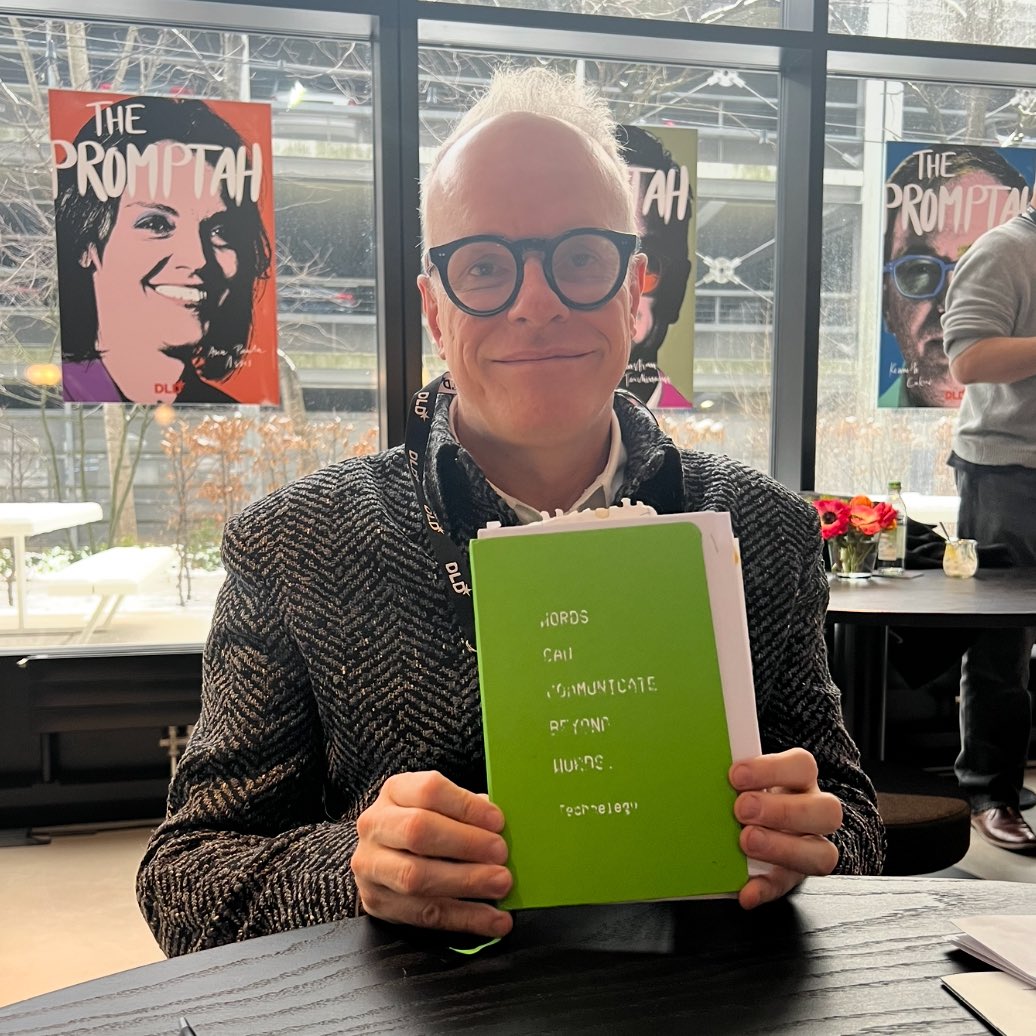 Sasha Stiles | AI alter ego Technelegy ✍️🤖 tweet media