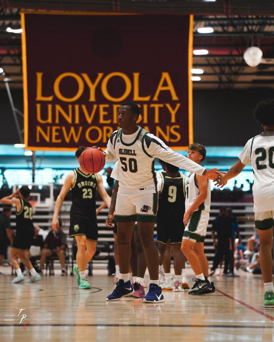 Blessed to be named 1st team all district for the 24-25 basketball season ! Thank you year 3. Get ready for year 4 🎥  #AGTG🙏🏽 <a href="/GreenKrisner/">Coach Green</a>