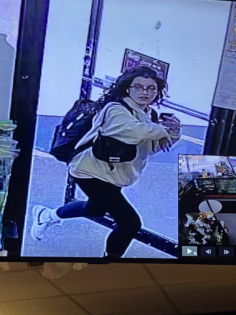 Missing Juvenile 
Last seen in the area of Gulf St near New Haven Ave at approximately 2 pm today as pictured below. Anyone with information on her whereabouts is asked to contact MPD - (203) 878-6551.