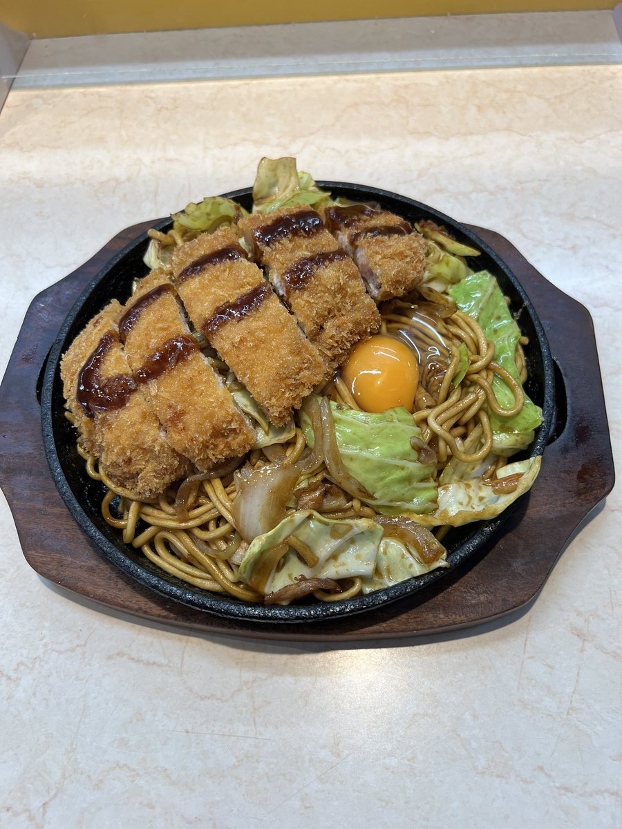 tao68tao's tweet image. 銀河のカツのせ焼きそばたべたばい🤤おいしかった。