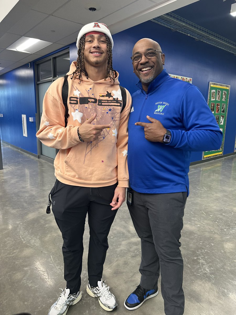 @ermartin89 (@ermartin89) on Twitter photo When they come home, they come home! My Guy #8 <a href="/justinnn10k/">Justin “J-Hill” Hill</a> of <a href="/AlabamaFTBL/">Alabama Football</a> and <a href="/Winton_WoodsFB/">Winton Woods HS Football</a> alumni! When they come home, they come home! My Guy #8 <a href="/justinnn10k/">Justin “J-Hill” Hill</a> of <a href="/AlabamaFTBL/">Alabama Football</a> and <a href="/Winton_WoodsFB/">Winton Woods HS Football</a> alumni!