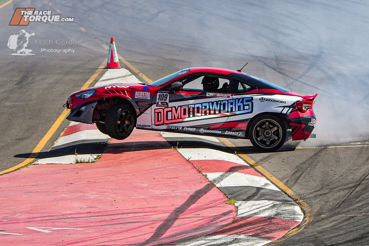 The Race Torque tweet media