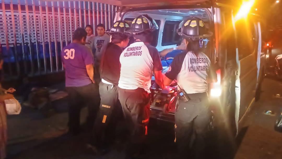 Noti_Atlantico's tweet image. 🔴#HECHOSGT | #Preliminar, Se reportan 6 personas heridas tras #AtaqueArmado en Los Ocotes #Zona25, bomberos de distintas compañías atienden emergencia.