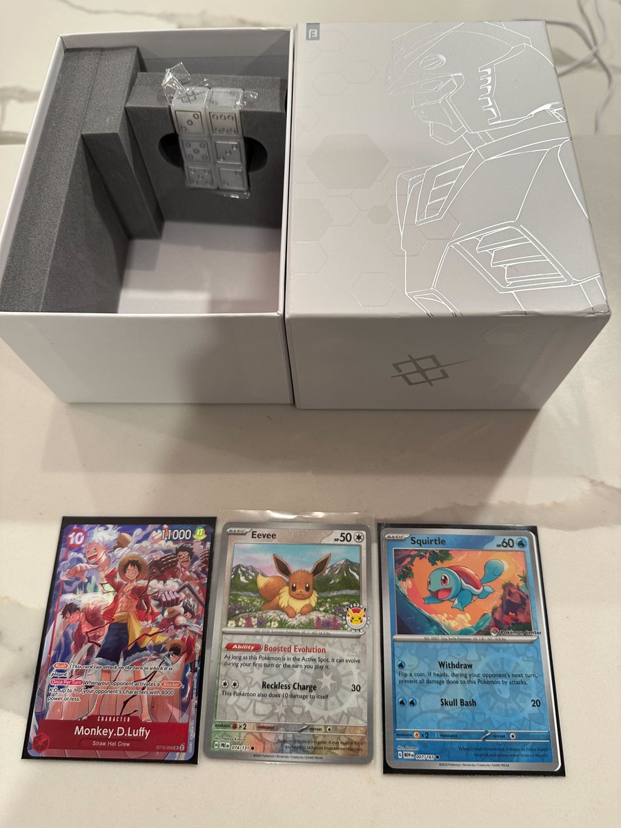 Jonathan Chao (@jcm1117) on Twitter photo TIME FOR THE GIVEAWAY!!!
I honestly didn’t know what to give, but these all seem pretty valuable. can ship globally to anywhere USPS ships to.
To enter:
1. Follow <a href="/AzukiTCG/">Official Azuki TCG</a> and <a href="/JCM1117/">Jonathan Chao</a>
2. Like and retweet 😊
3. Comment what your favorite TCG is
Drawing on 3/19. Winner must TIME FOR THE GIVEAWAY!!!
I honestly didn’t know what to give, but these all seem pretty valuable. can ship globally to anywhere USPS ships to.
To enter:
1. Follow <a href="/AzukiTCG/">Official Azuki TCG</a> and <a href="/JCM1117/">Jonathan Chao</a>
2. Like and retweet 😊
3. Comment what your favorite TCG is
Drawing on 3/19. Winner must