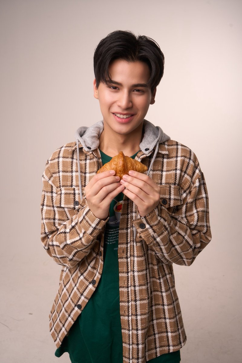 เคมีที่รอคอย “มาร์ค-โอม” พร้อมเสิร์ฟความหวานเยียวยาหัวใจในซีรีส์ “แฟนที่ทันตแพทย์ส่วนใหญ่แนะนำ Sweet Tooth, Good Dentist” ลงจอตอนแรก 21 มีนาคมนี้ ทางช่อง GMM25

#SweetToothGoodDentist 
#มาร์คโอม #markohm 

ถึงเวลาแล้วที่แฟนๆ