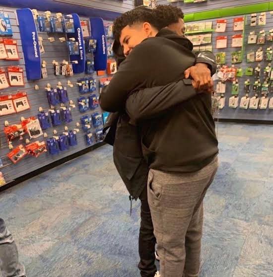 yesirski's tweet image. youngboy i just need a hug