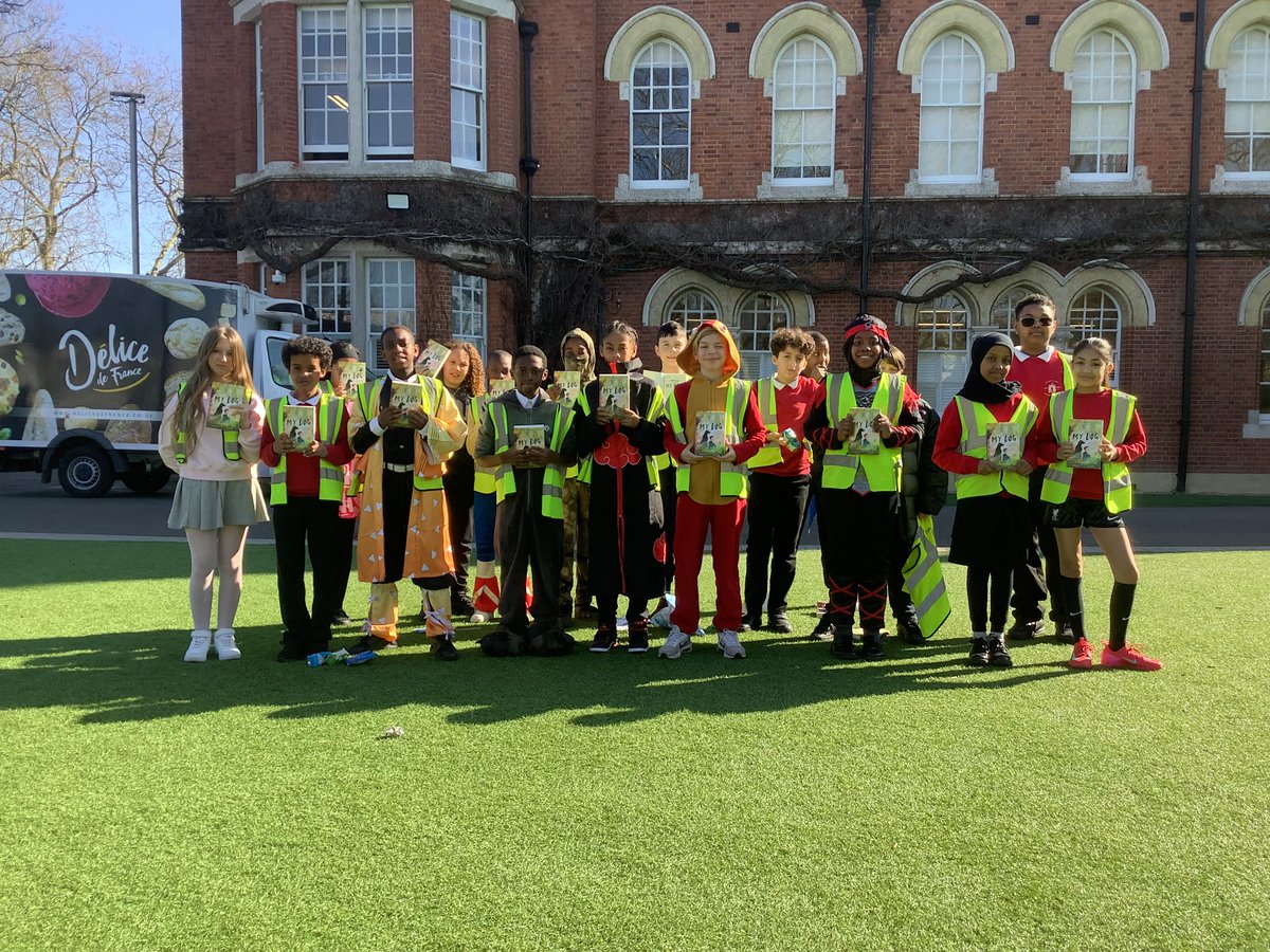 Thank you to <a href="/Emanuel_School/">Emanuel School</a> for a brilliant author visit on Thursday. Year 6 loved meeting Olivia Wakeford and hearing all about her new book, 'My Dog'. What a brilliant way to celebrate World Book Day! #worldbookday2025