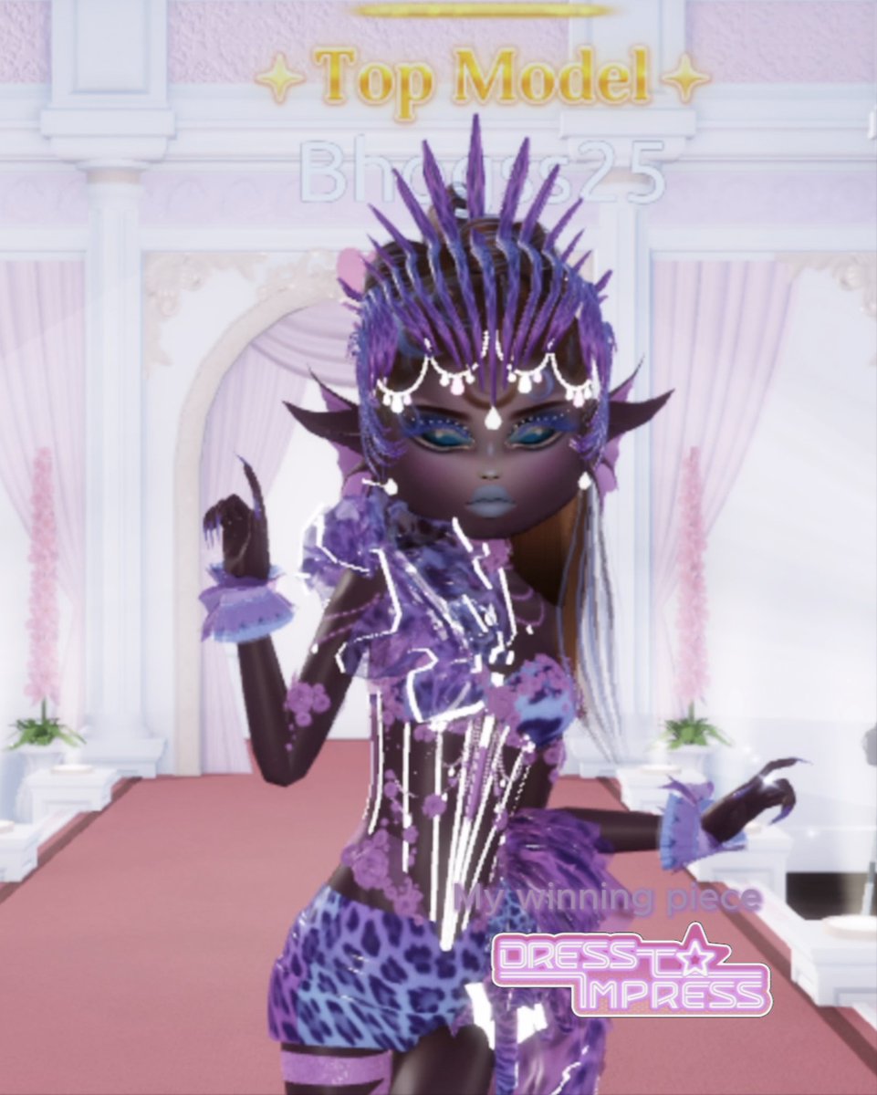 bhogss25's tweet photo. https://t.co/Oit94gIIfD My winning piece in Dress to Impress🌸 https://t.co/Ehvz9IrLm2