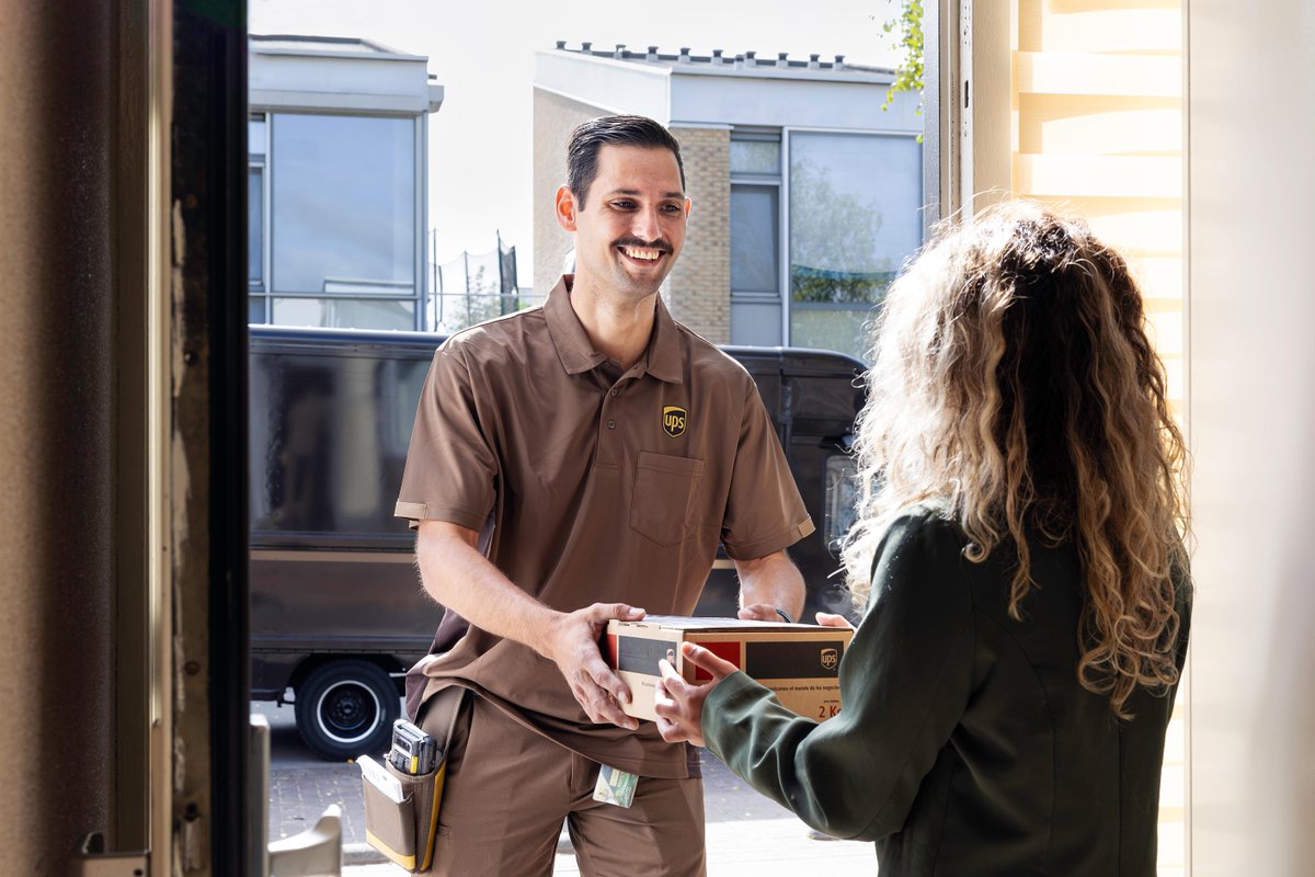 Mit UPS Standard® am Samstag erreicht ihr eure Kunden auch an Wochenenden: spr.ly/6019LrsAR