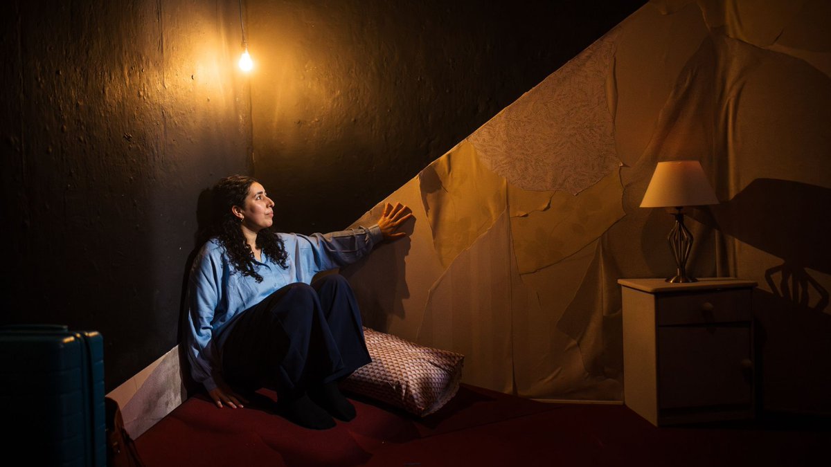 Ruth D'Silva (@ruthdsilva2) on Twitter photo ⭐️⭐️⭐️⭐️⭐️ "Bungalow is a complex play of so many layers that build and build and build upon each other and it's a pleasure to see plays that defy simplicity like this being staged." Lovely review by <a href="/EmmaRuthDawson/">Emma Dawson</a> in <a href="/londontheatrer1/">londontheatrereviews</a> today. ❤️
londontheatrereviews.co.uk/post.cfm?p=235… ⭐️⭐️⭐️⭐️⭐️ "Bungalow is a complex play of so many layers that build and build and build upon each other and it's a pleasure to see plays that defy simplicity like this being staged." Lovely review by <a href="/EmmaRuthDawson/">Emma Dawson</a> in <a href="/londontheatrer1/">londontheatrereviews</a> today. ❤️
londontheatrereviews.co.uk/post.cfm?p=235…