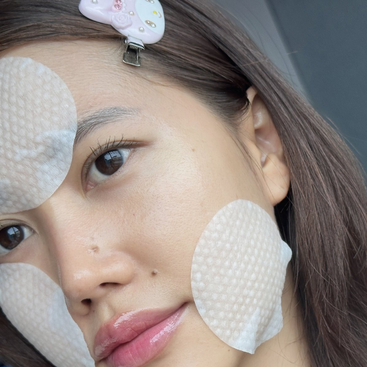 ggiffygg's tweet photo. ขอป้ายยาแบบบบบบบตะโกน P.CALM Toner Pad ควรค่าแก่การมีติดโต๊ะไว้ เหมาะแก่การ prep ผิว ก่อนแต่งหน้าสุดๆ ฉ่ำน้ำ ชุ่มชื้นมากๆ ตัวนี้เป็นสูตร barrier ด้วย ผลัดเซลล์ผิวอ่อนโยนและปลอบประโลมผิว ช่วย calm ผิวได้ดีมากๆ จะหมดแล้วอะ ซื้อซ้ำแน่นอนนนน
#ใช้ดีบอกต่อ #PCALMth https://t.co/pZCFsAFSKd