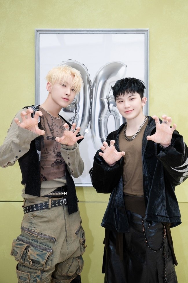 newoozidan's tweet photo. hehe horanghae https://t.co/ovQVJZx2l1