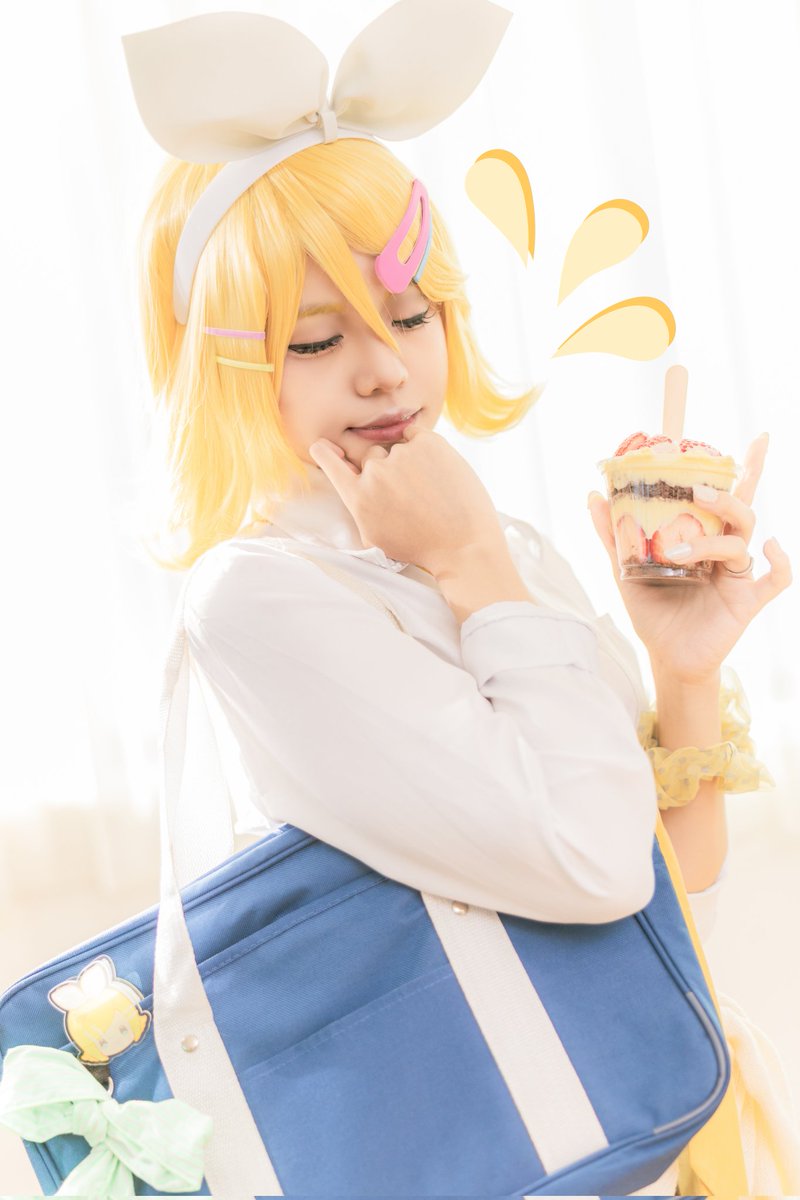 카가미네린 보틀케이크 🍰

📷: 강우리 <a href="/lary_proj_woori/">강우리 (Woo_ri)</a>
🧱: 젠스튜디오 <a href="/zenstudioinfo/">젠스튜디오</a>

#cos #cosplay  #VOCALOID #ボカロ #ボーカロイド #KamamineRin #鏡音リン #pjsekai #プロセカ #プロジェクトセカイ #ボトルケーキ #BottleCake