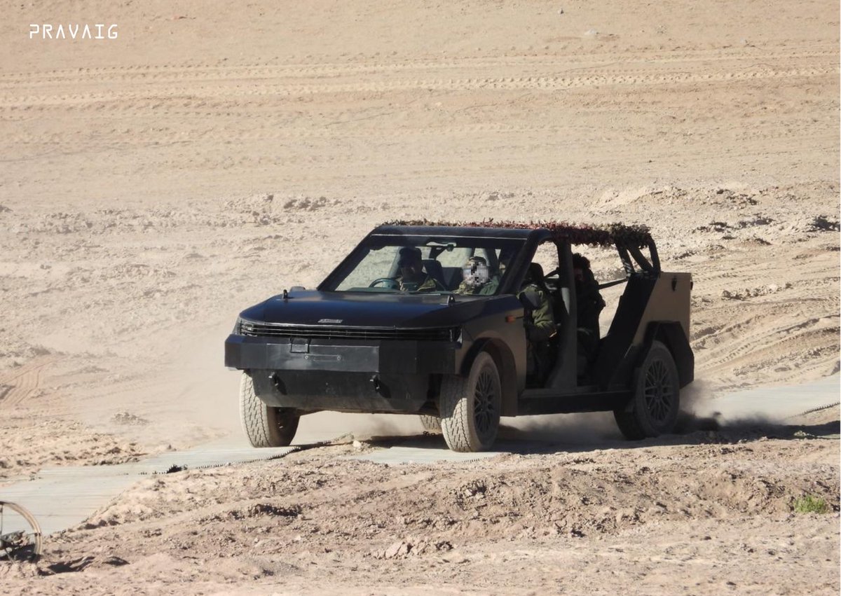 pravaigdynamics's tweet image. 🚨 Pravaig wins the PM Award for Innovation in Defence Excellence (iDEX) 🚨Bolstering Indian defence to take back control. 🇮🇳
New Delhi, 11 March 2025: Technology dependency on foreign entities has proven to be an Achilles’ heel for not just Ukraine but even India. #DefenceTech