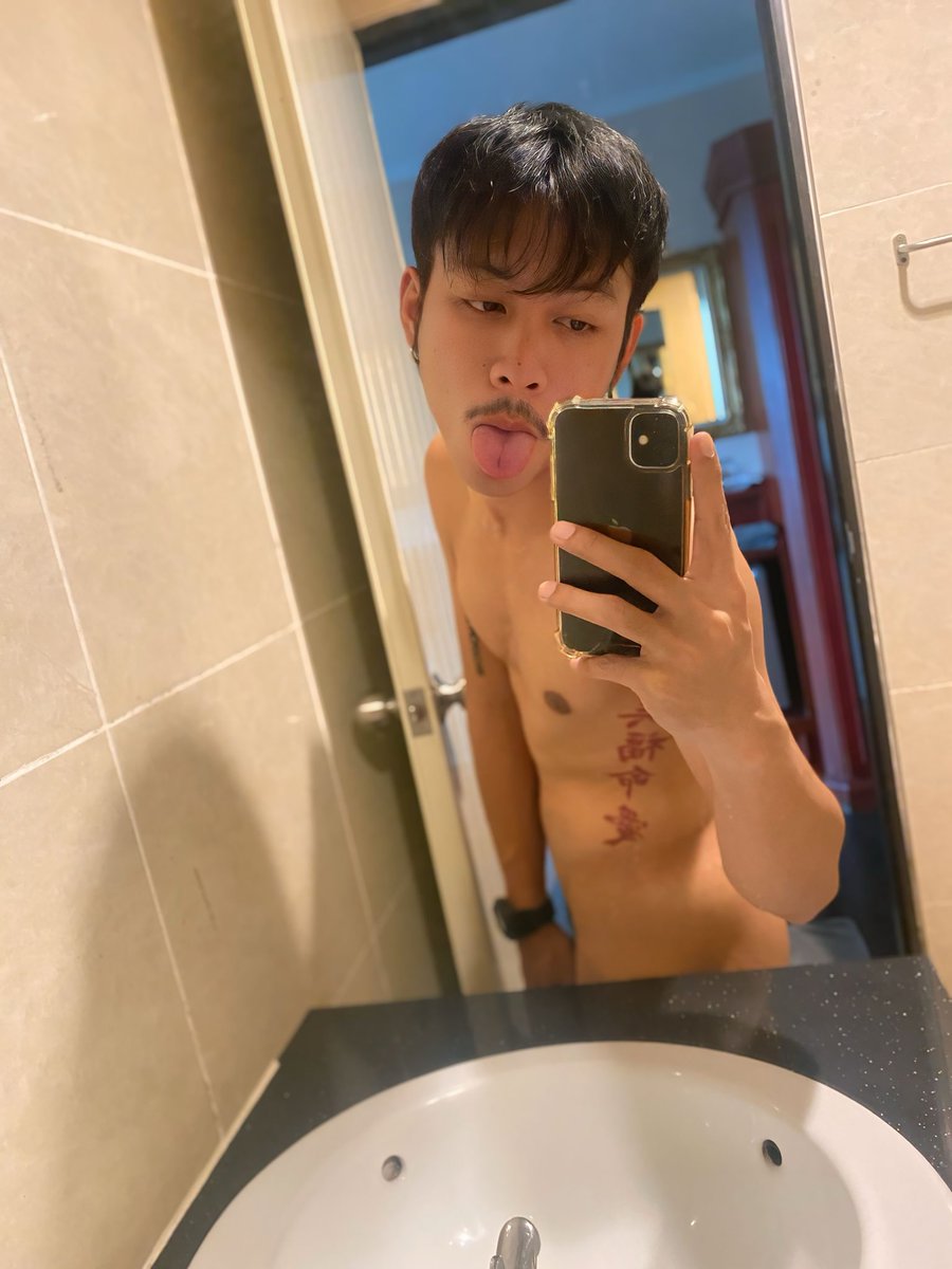 อยาก…หน้ากระจกมั้ย 🙈💦