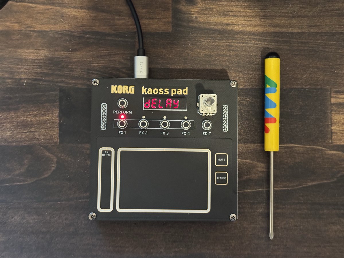 zonbi's tweet image. KORG NTS-3カオパ完成。
おパンツと機材には名前を書かなくてはなりません。

#KORG #NTS3 #KAOSSPAD