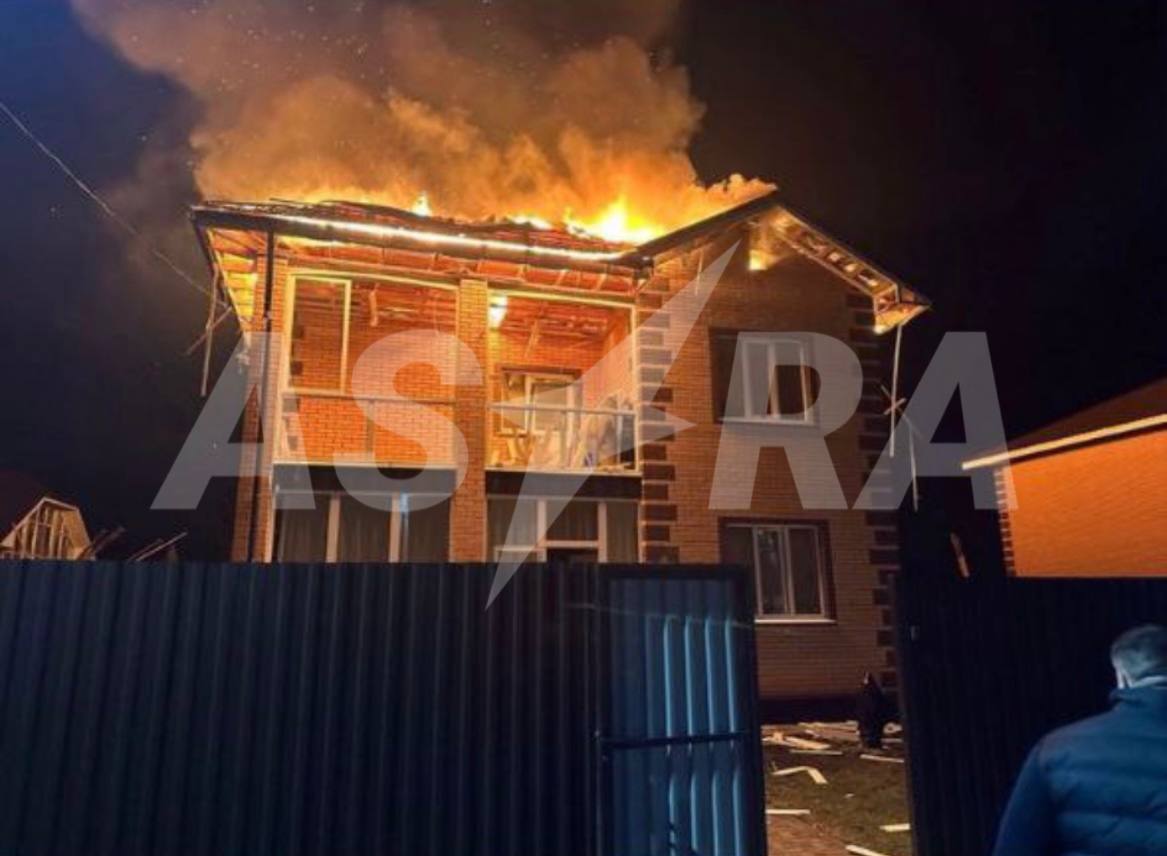 GlvIVGMWkAAmERg?format=jpg&name=medium